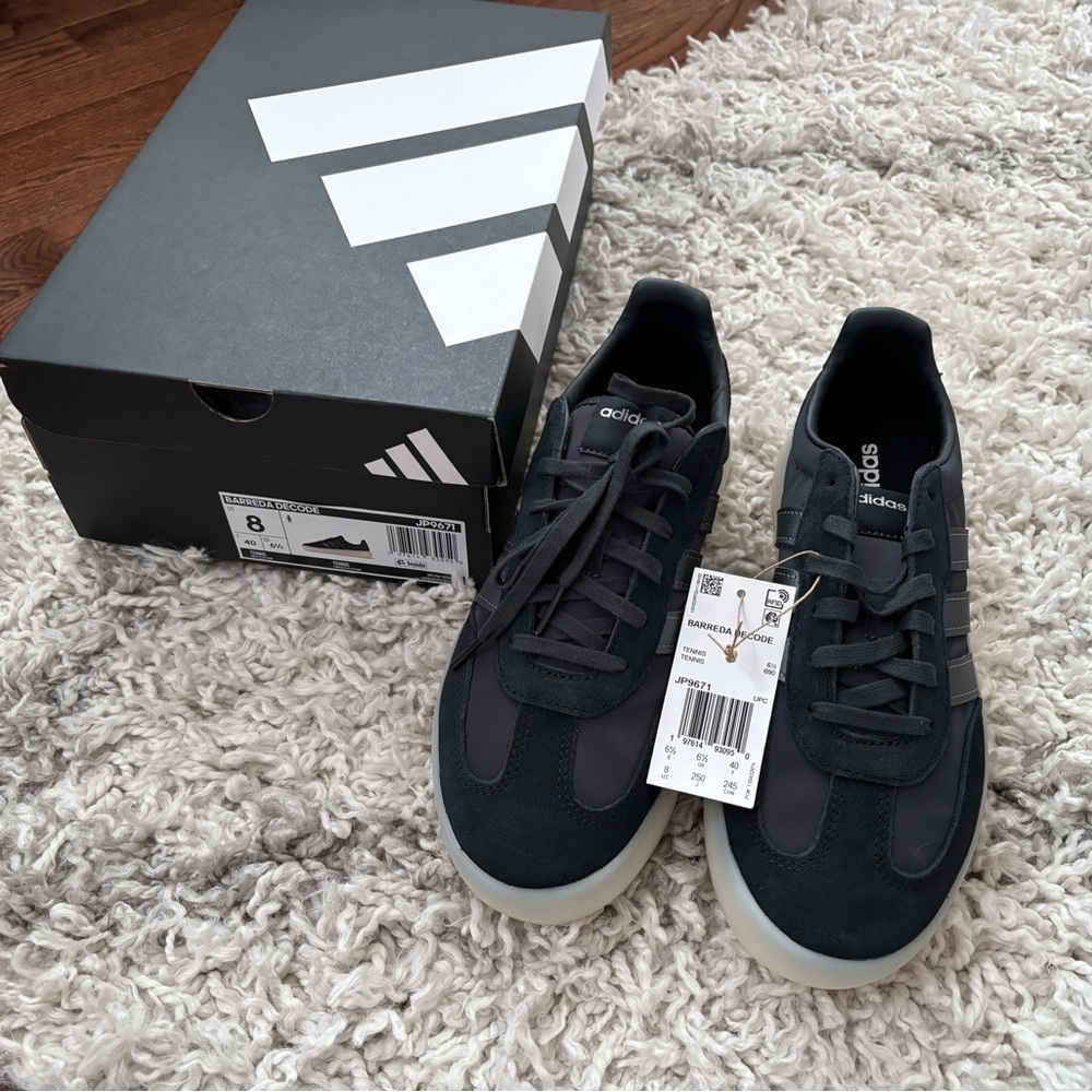 Adidas Barreda Decode Sneakers women size 8